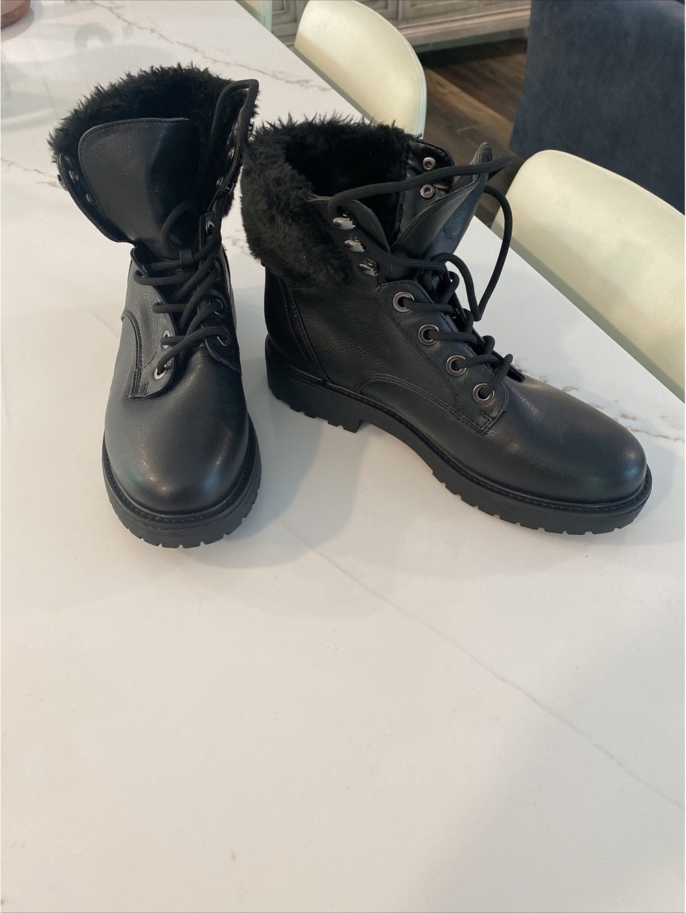 Women’s Bandolino Black Fur Combat Boots 7.5